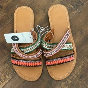 Universal Thread Goods Target Sandals Gem Size 6